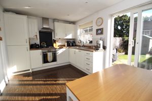 Kitchen/Diner- click for photo gallery